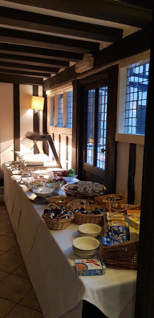 The Tudor Hotel Eastcote Extérieur photo